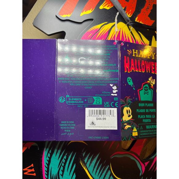 Disney 2024 Halloween Collection plaque - Picture 4 of 4